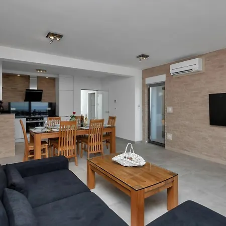 Luxury Macola Free Parking * מאקרסקה