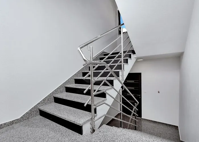 Luxury Macola Free Parking דירה *