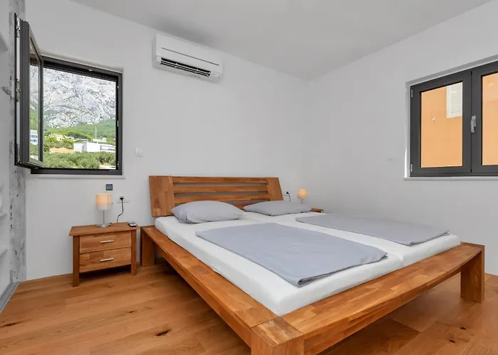 Luxury Macola Free Parking מאקרסקה