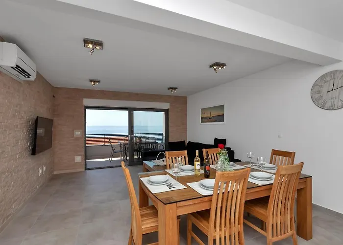 Luxury Macola Free Parking מאקרסקה